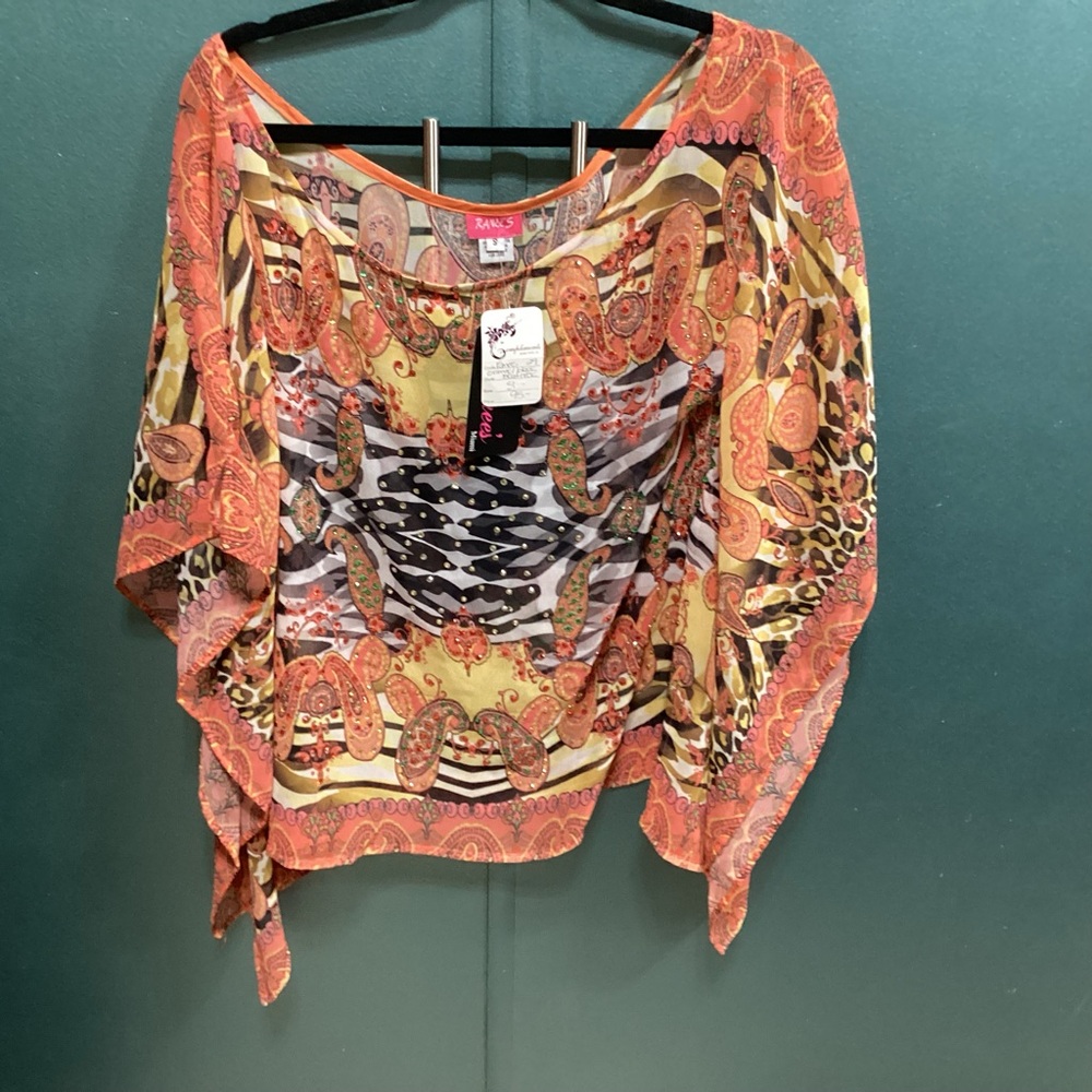 NWT flowy over top with sleeves